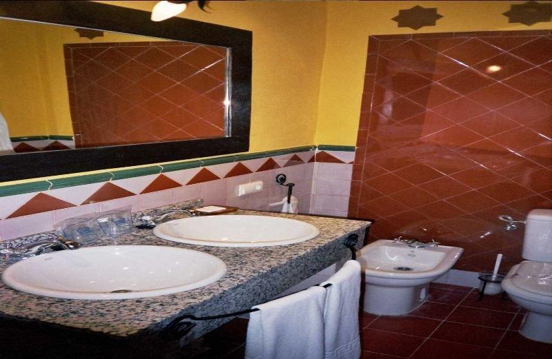 Hostal El Escudo De Mijas Cameră foto