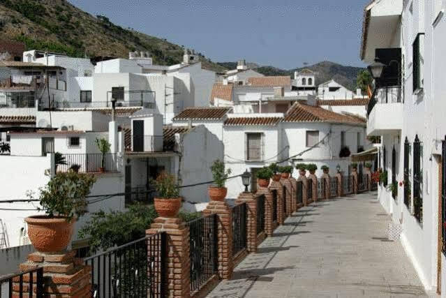 Hostal El Escudo De Mijas Exterior foto